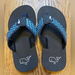 Vineyard Vines Flip Flops
